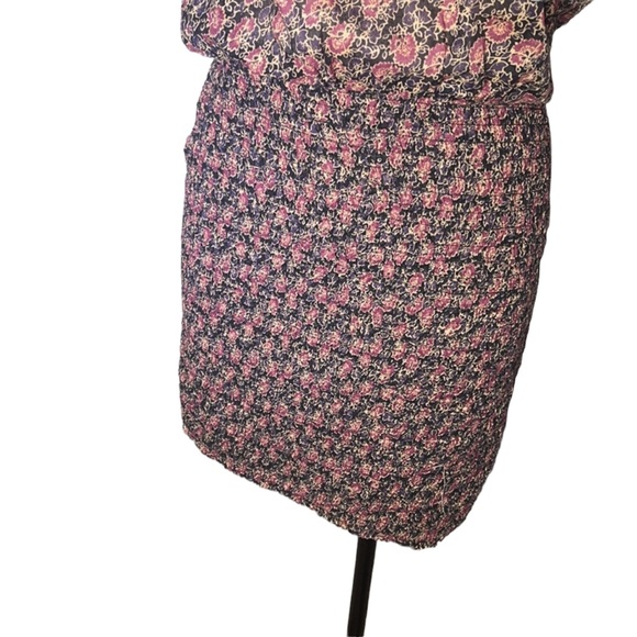 Free People sleeveless dress. Floral print on black. Size S. Stretchy skirt. - Picture 2 of 9